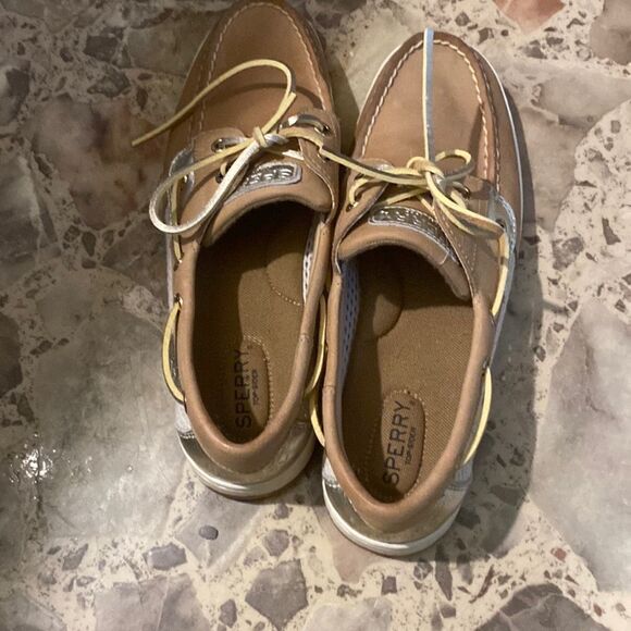 Sperry Blue fish Boat Shoe's, Size 7.5, Tan - Picture 2 of 10